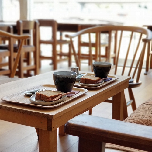 川西市 カフェうどんやの2階(スマホカメラで撮影)